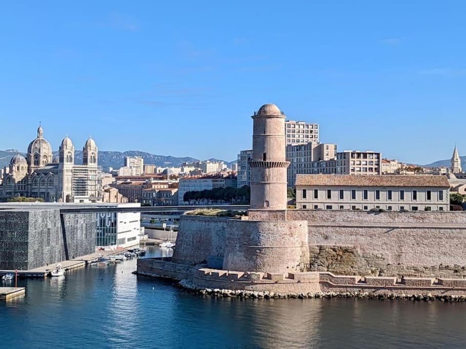 Escapade Marseillaise Pres Des Terrasses Du Port Marselha Exterior foto
