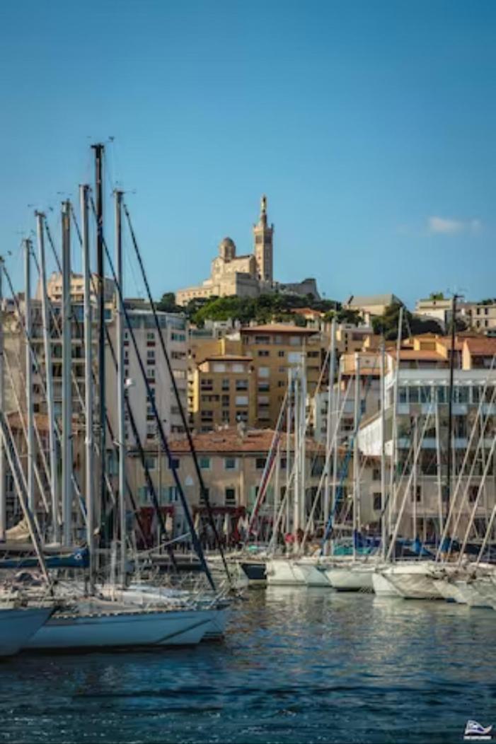 Escapade Marseillaise Pres Des Terrasses Du Port Marselha Exterior foto